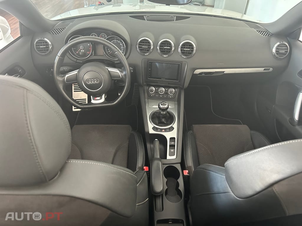 Audi TT 2.0 TFSi S-line
