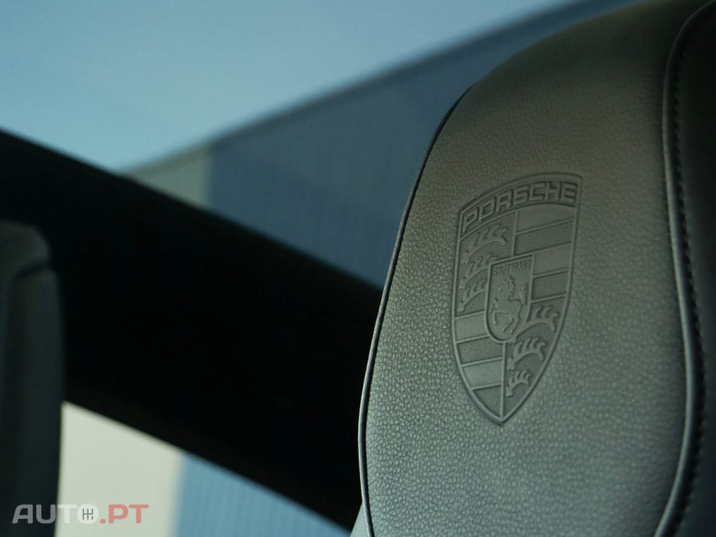 Porsche Taycan 4S