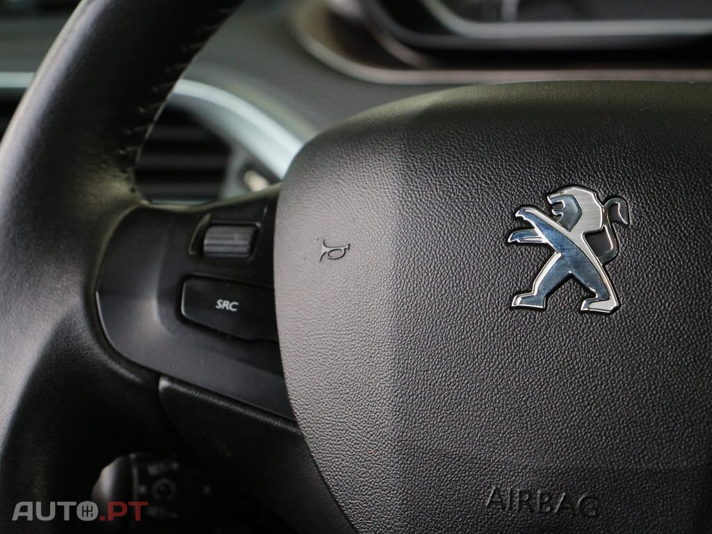 Peugeot 2008 1.6 e-HDi Active