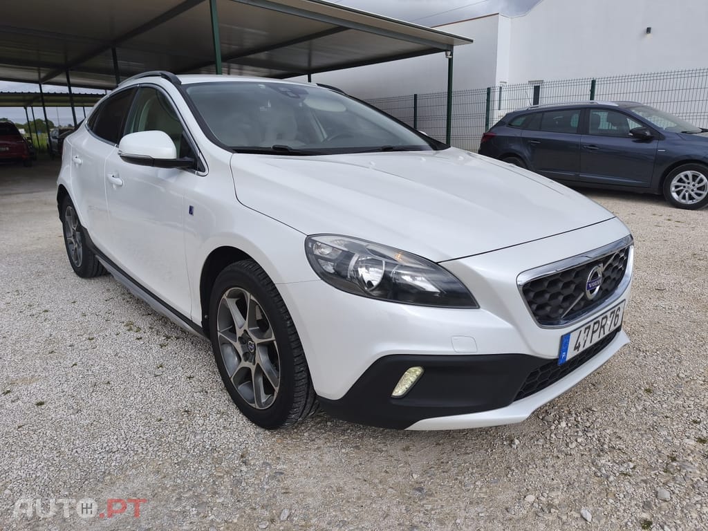 Volvo V40 Cross Country 1.6 D2 Summum