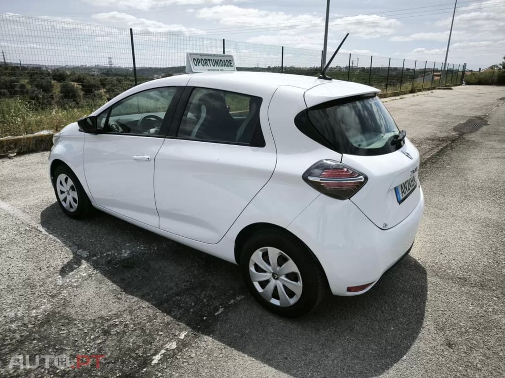 Renault Zoe (c/ Bateria) Zen 50 — fotografia 19