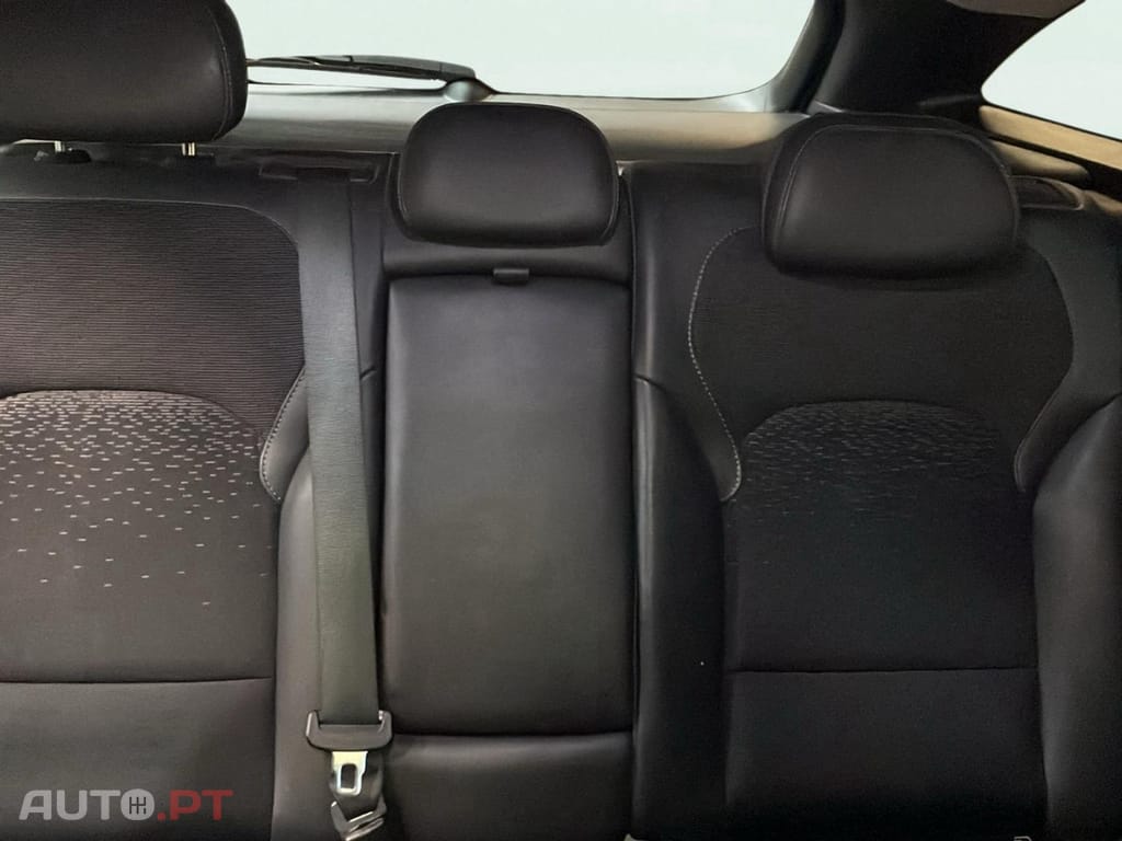 Hyundai i30 CW 1.6 CRDI 110 COMFORT PLUS