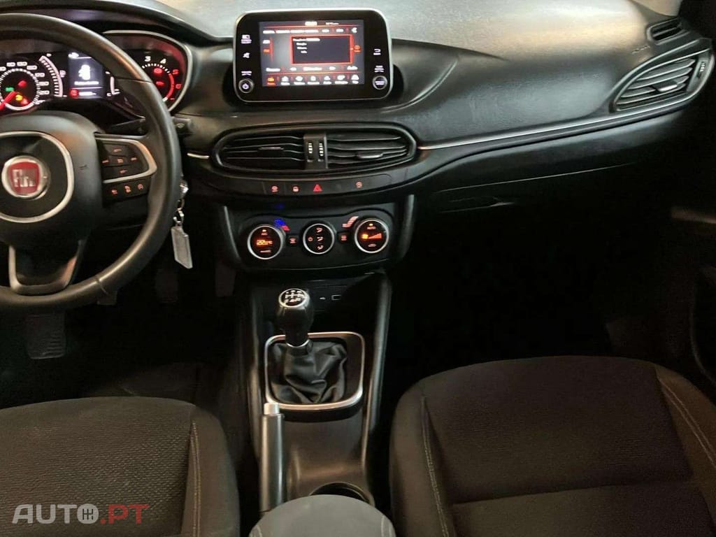 Fiat Tipo 1.3 M-Jet lounge