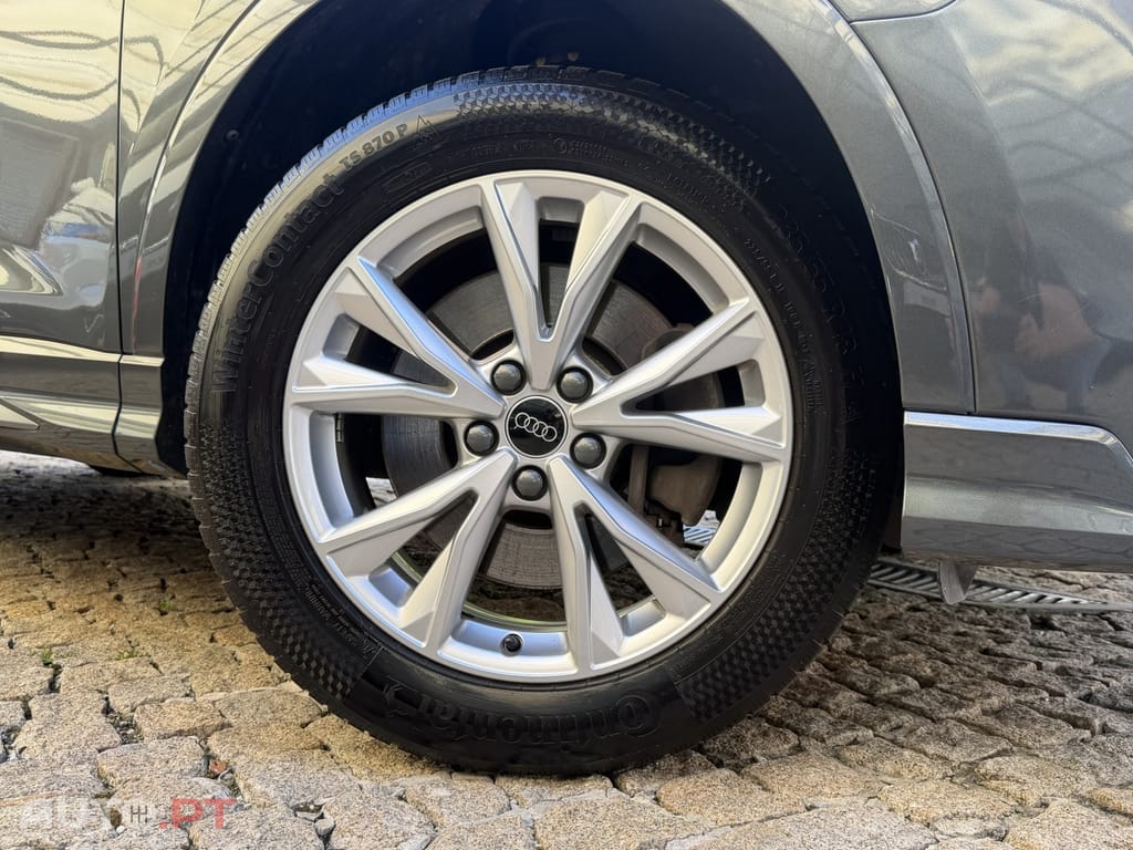 Audi Q3 45 TFSIe S line S tronic