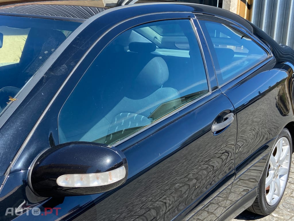 Mercedes-Benz C 220 CDI COUPE