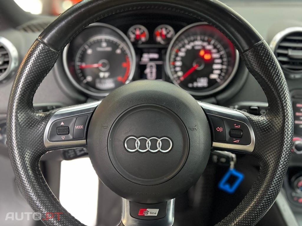 Audi TT 2.0 TDI quattro S-line