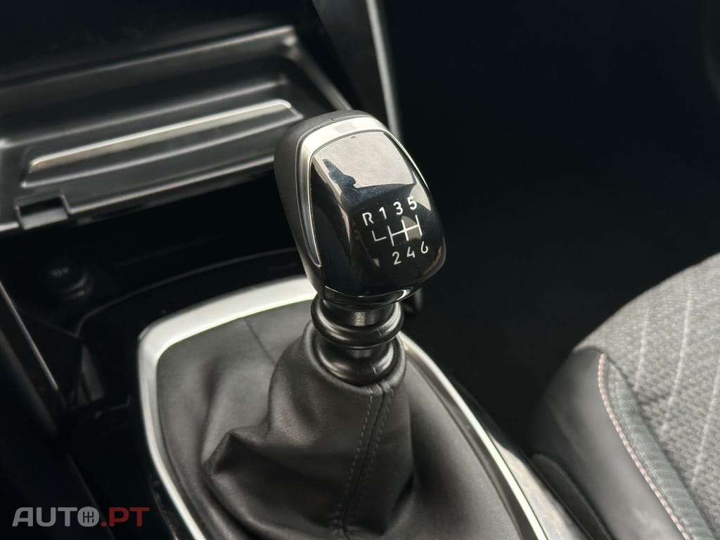Peugeot 208 1.2 PureTech Allure Pack