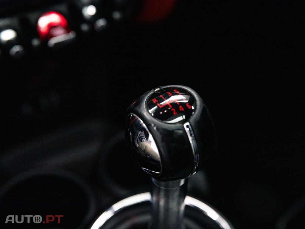 MINI Cooper John Cooper Works