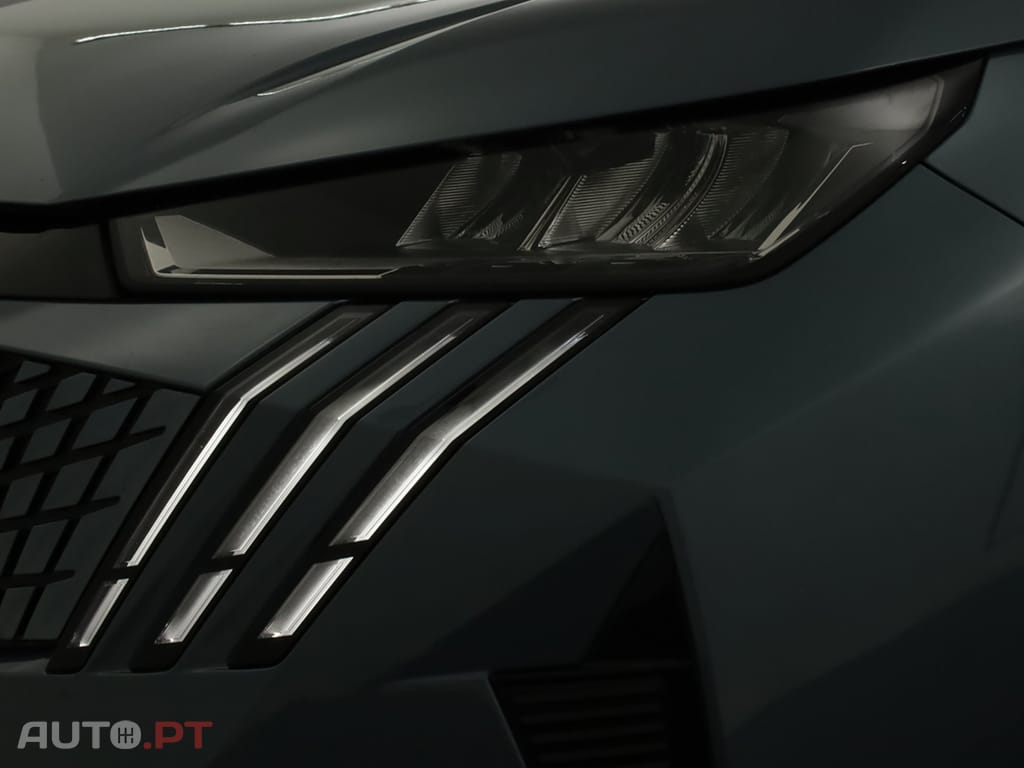 Peugeot 3008 3008 1.2 Hybrid Allure e-DCS6