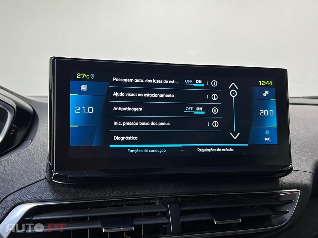 Peugeot 3008 Allure HYBRID 225cv e-EAT8