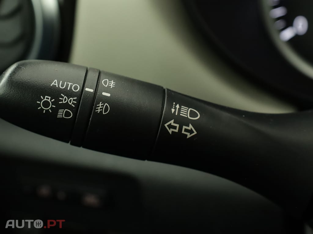 Nissan Micra Micra 1.0 IG-T Acenta