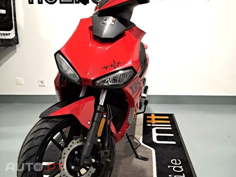 Mitt 125 XRS