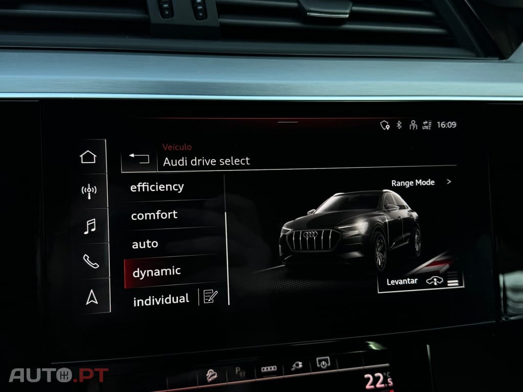 Audi E-Tron 55 quattro S line