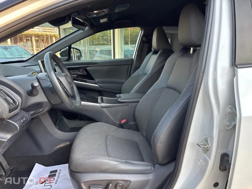 Toyota bZ4X 71,4 kWh Lounge