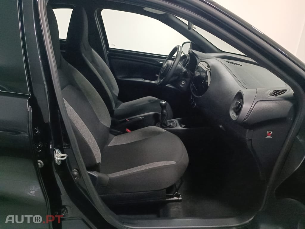 Toyota Aygo X 1.0 Play