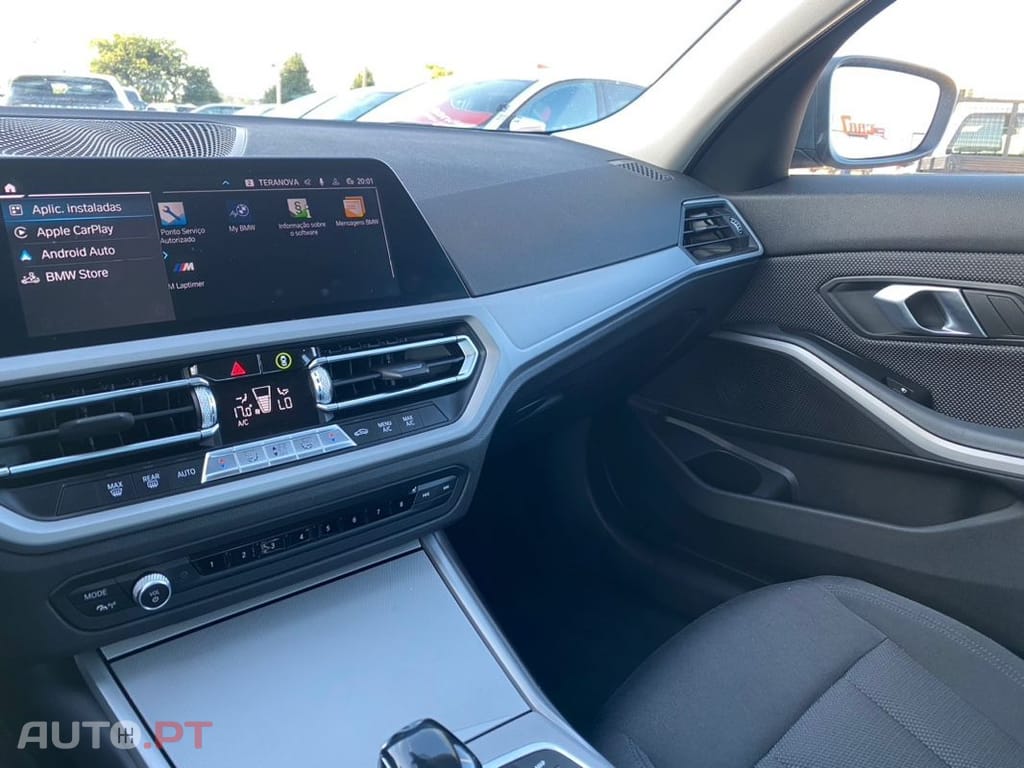 BMW 330 e Line Sport Auto