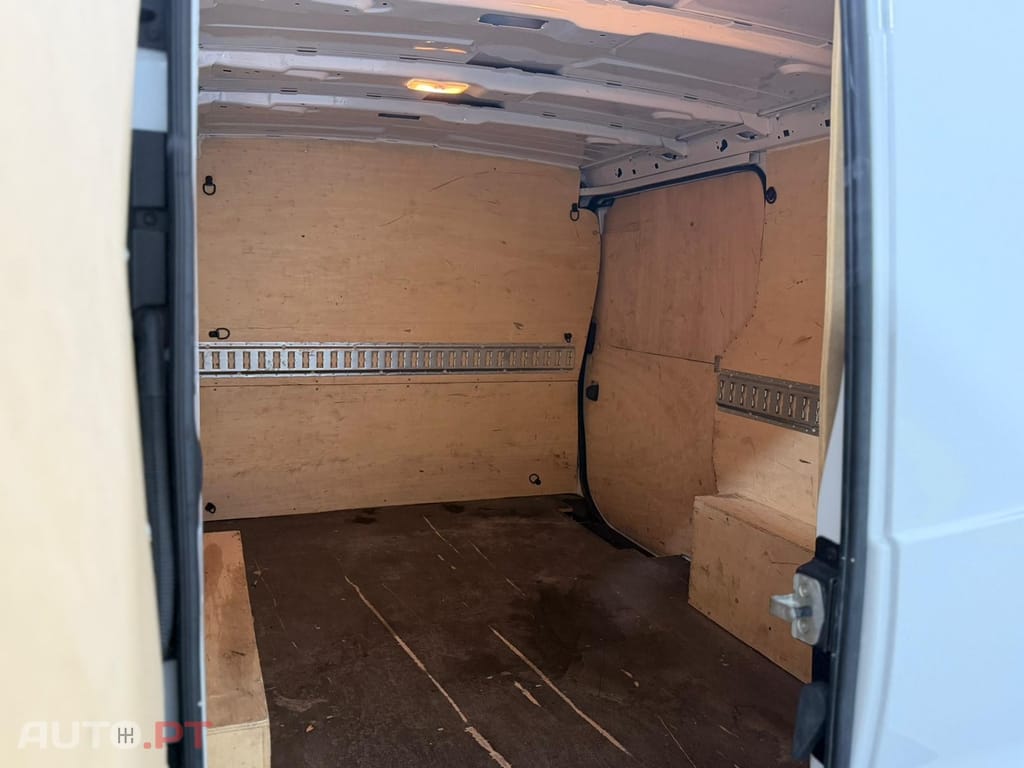 Renault Trafic 2.0 Blue dCi L2H1 IP