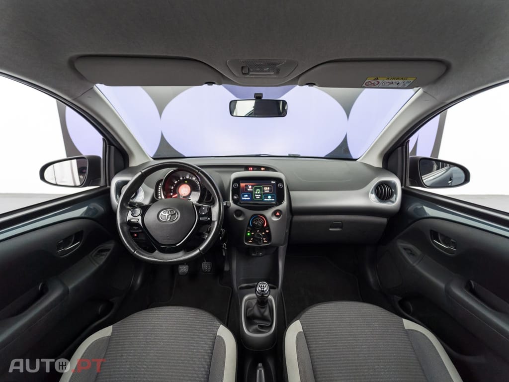 Toyota Aygo 1.0 X-Play+X-Touch