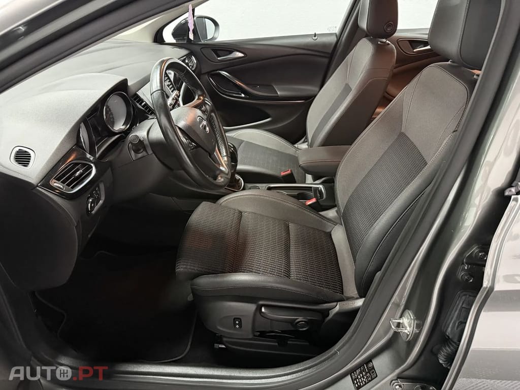 Opel Astra 1.5 D S&S Elegance