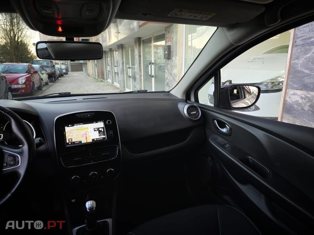 Renault Clio Sport Tourer 0.9 TCe Limited