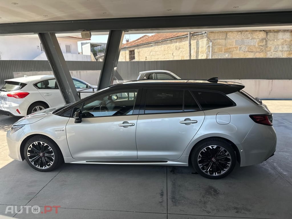 Toyota Corolla Touring Sports 1.8 Hybrid GR-Sport