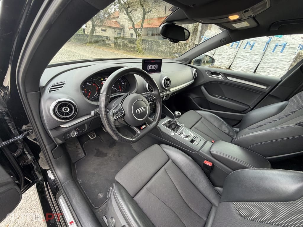 Audi A3 2.0 TDI (clean diesel) S line Sport Pack