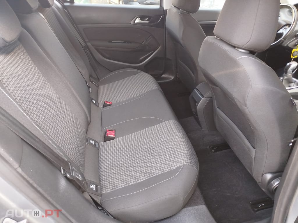 Peugeot 308 1.2 PureTech Style