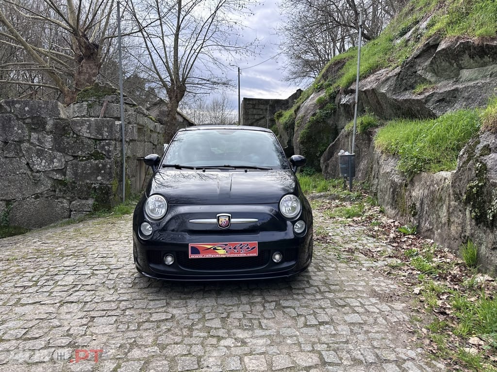 Abarth 500 1.4 T-Jet Competizione