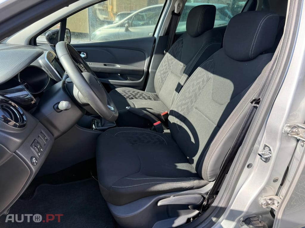Renault Clio 0.9 TCe Limited Bi-Fuel