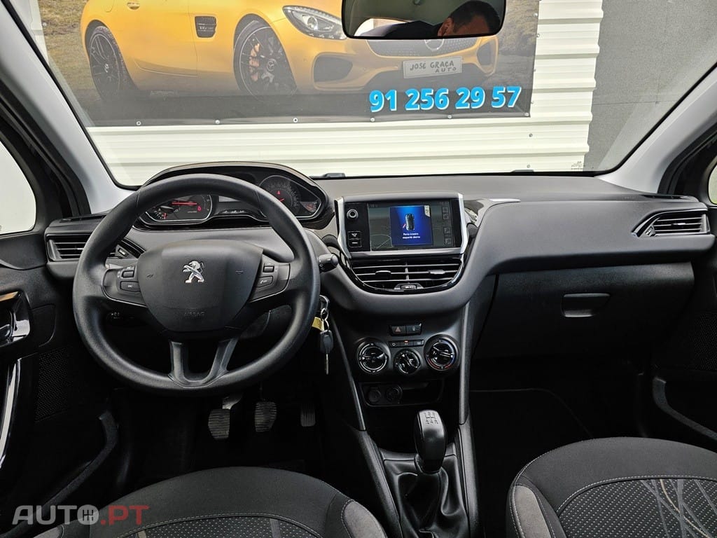 Peugeot 208 1.2 PureTech Active
