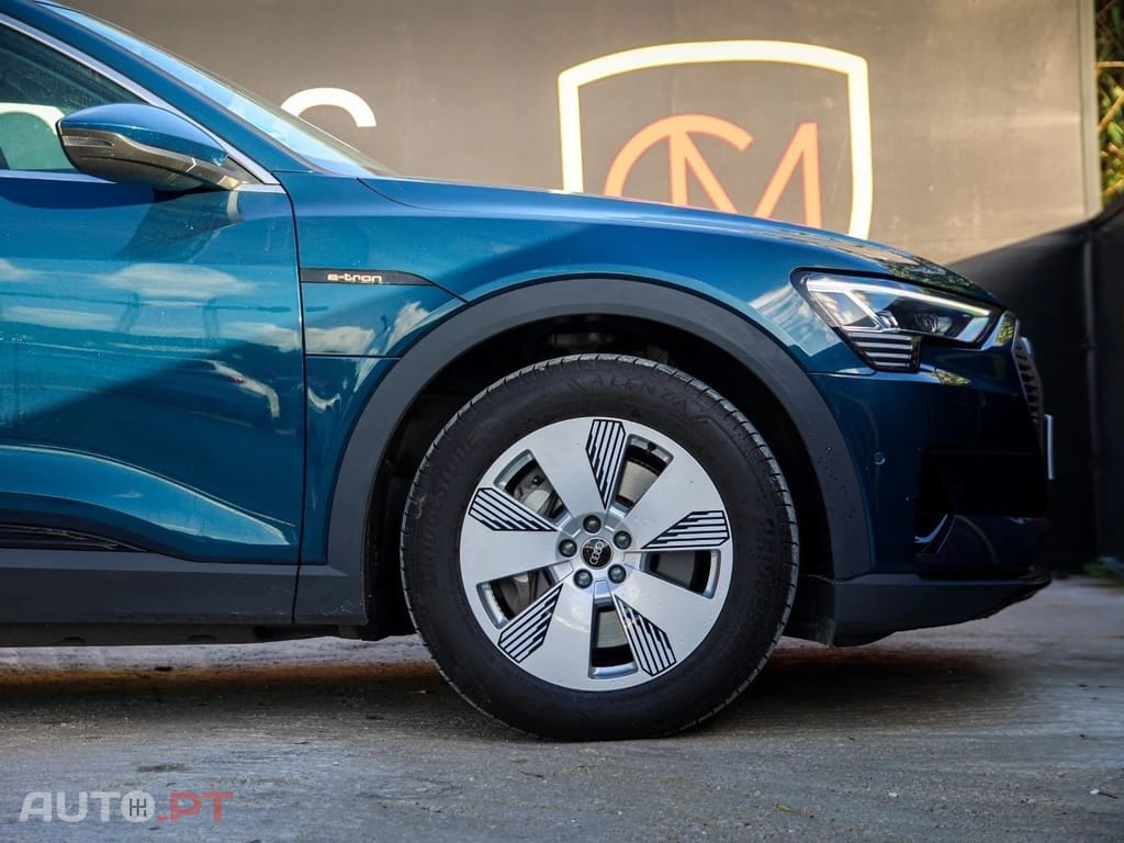 Audi E-Tron 50 quattro