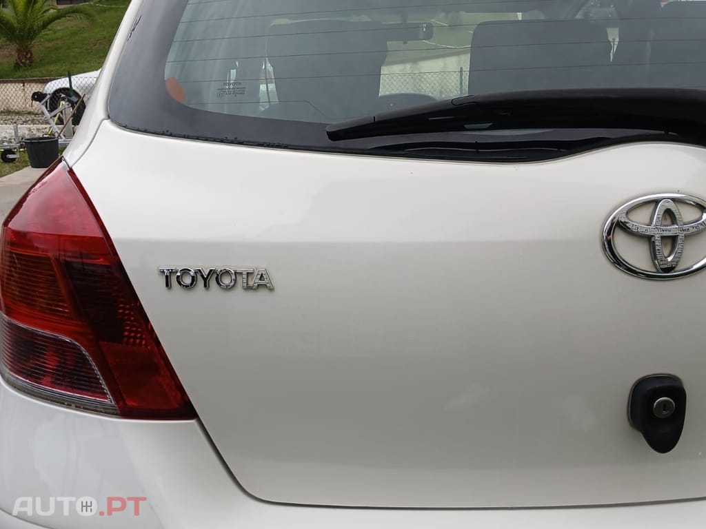 Toyota Yaris 1.0 VVT-i AC