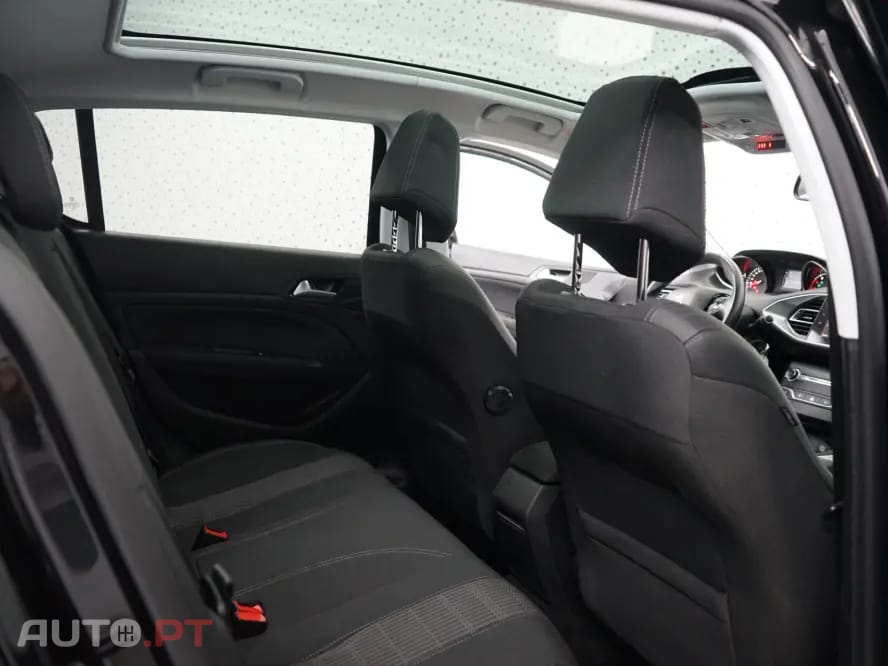 Peugeot 308 1.2 PureTech Allure Pack