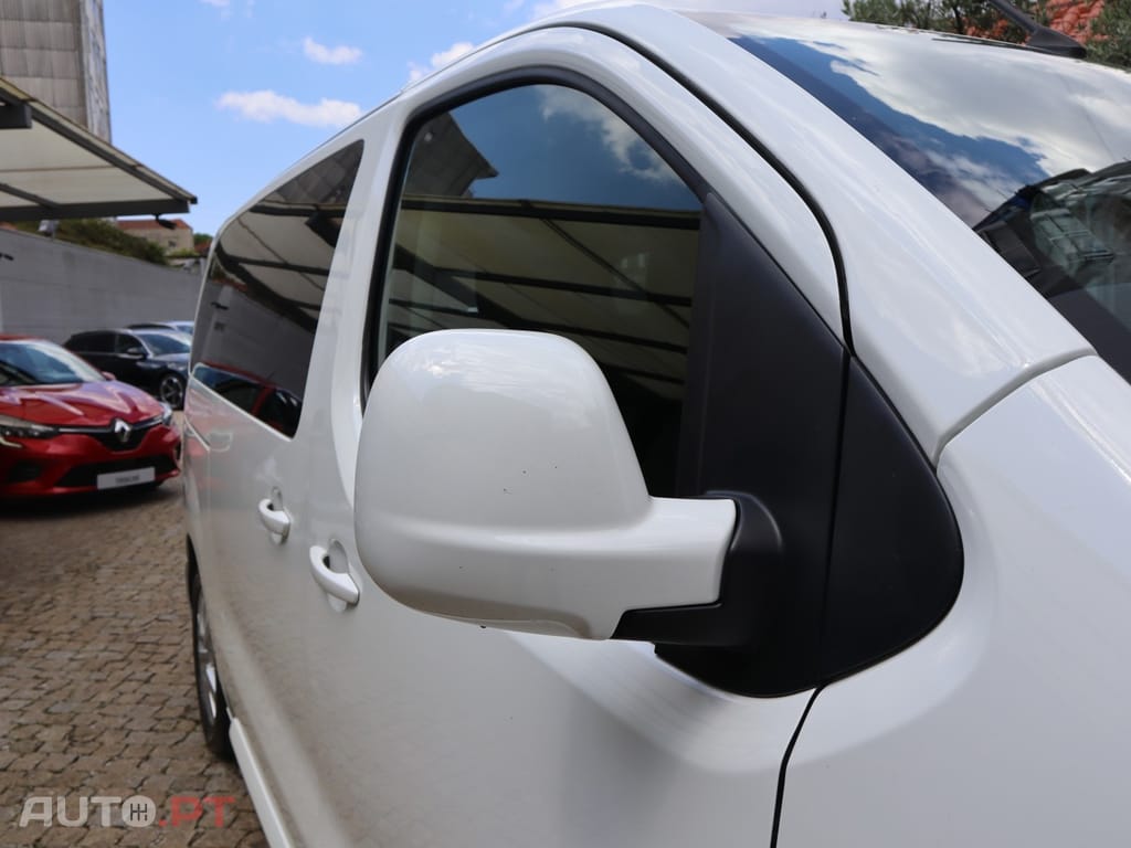 Peugeot Traveller 1.5 BlueHDi L2H1 Active Standard