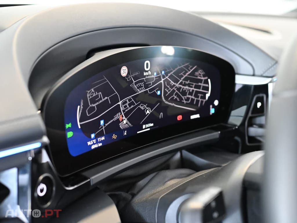 Porsche Macan 100kWh