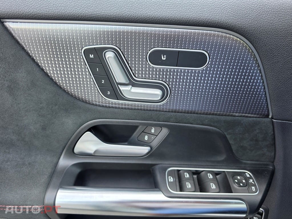 Mercedes-Benz EQA 250 AMG Line