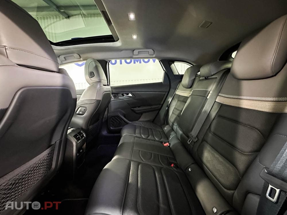Citroen C5 X 1.6 Hybrid Feel Pack e-EAT8