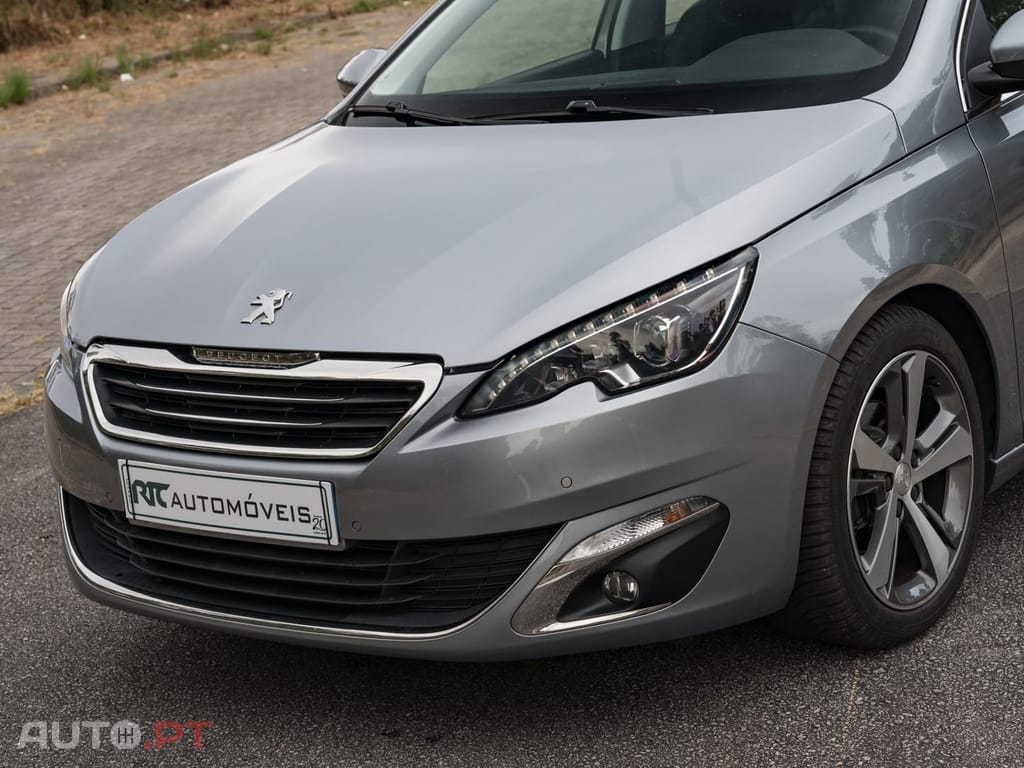 Peugeot 308 1.2 PureTech Allure J17