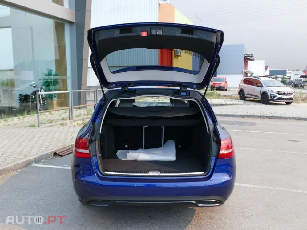 Mercedes-Benz C 300 h Avantgarde+