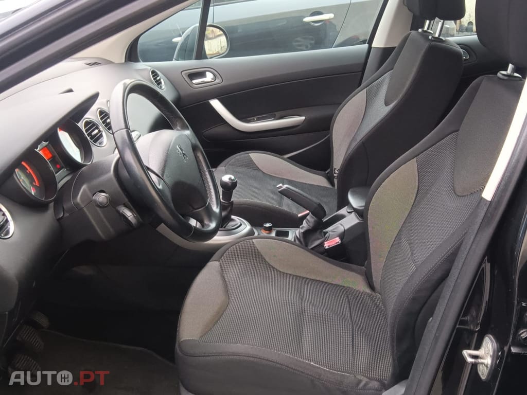 Peugeot 308 1.6 HDi Executive