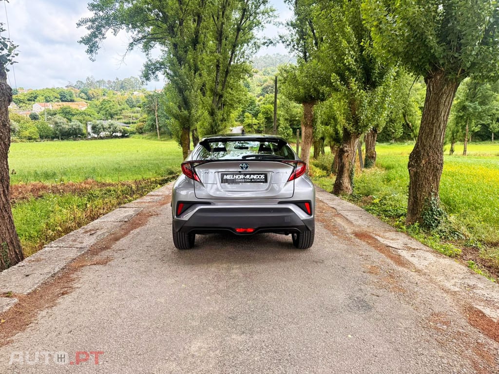 Toyota C-HR 1.8 Hybrid Dynamic Business