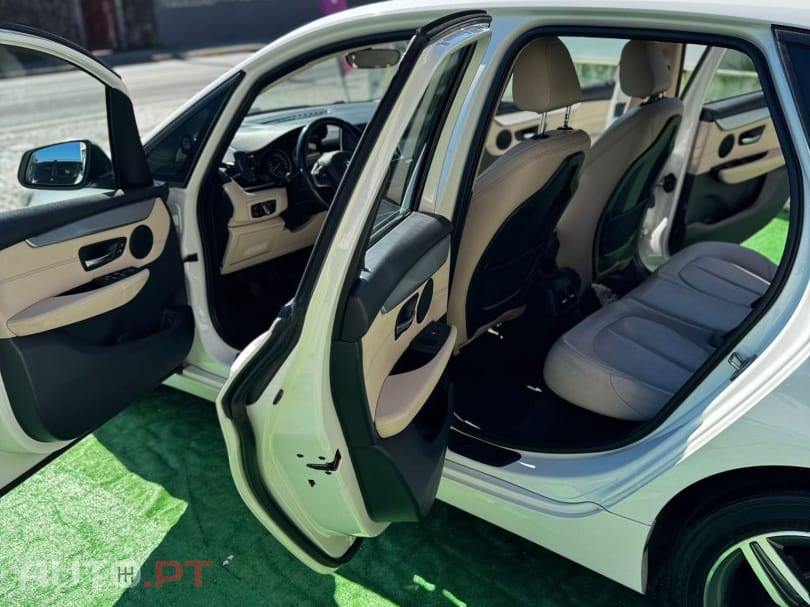 BMW 216 d Line Sport