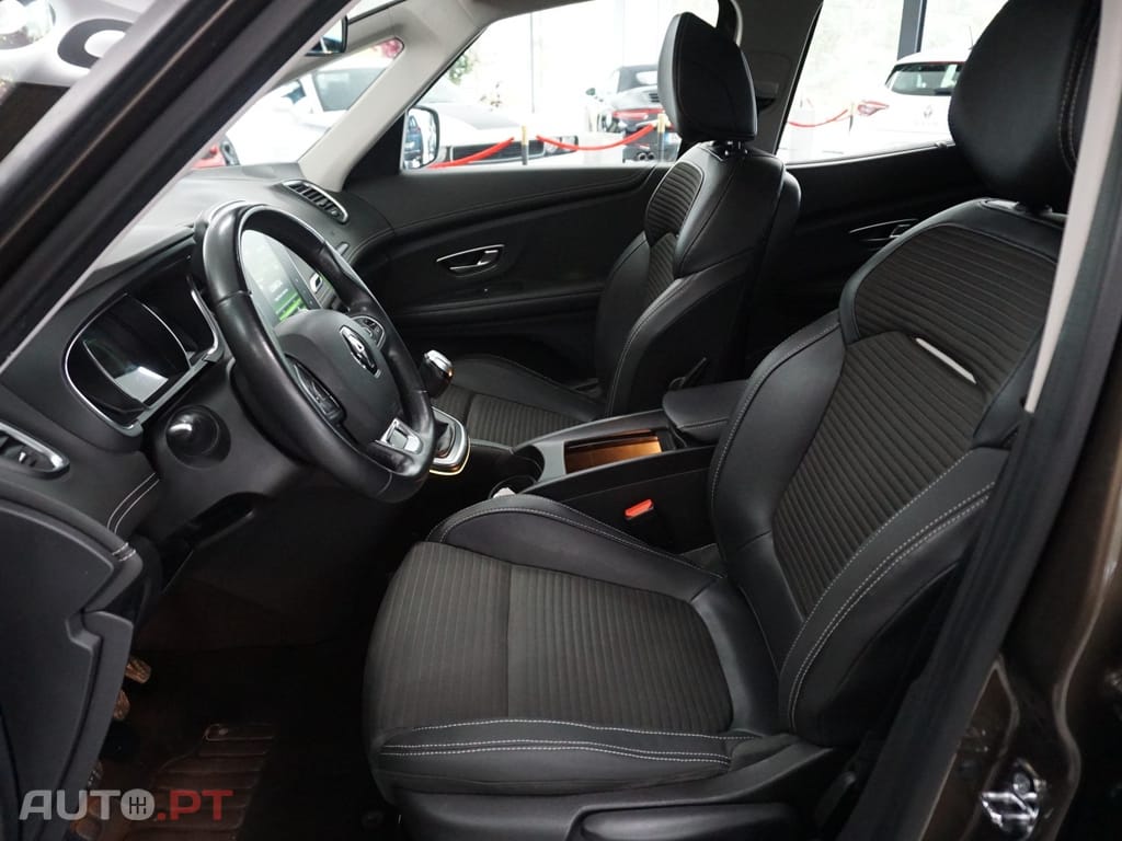 Renault Grand Scénic 1.5 dCi Intens Hybrid Assist SS