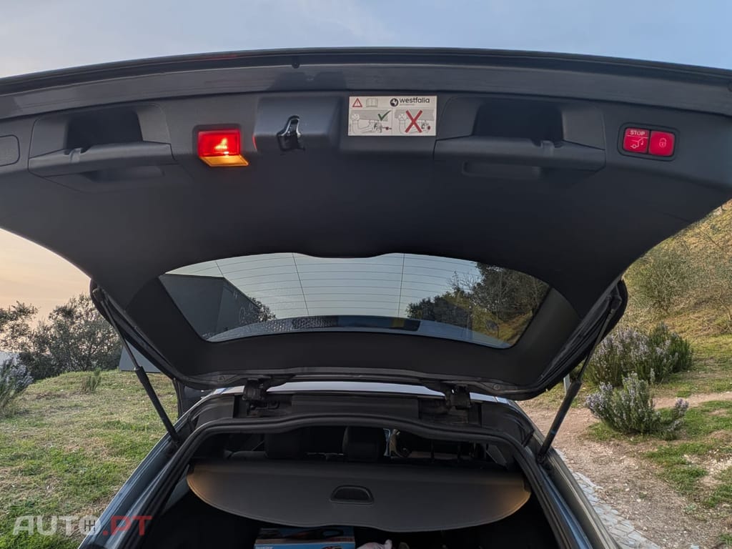 Mercedes-Benz C 220 d Station 9G-TRONIC AMG Line