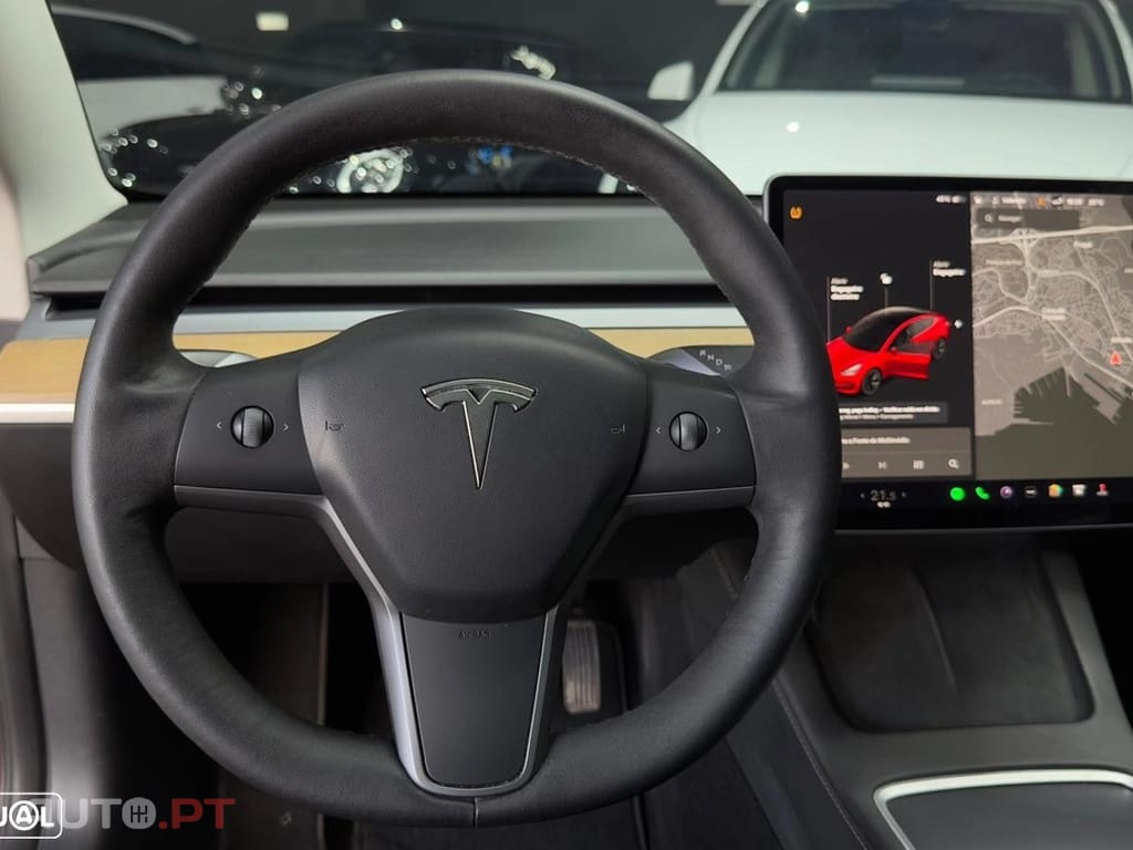 Tesla Model 3 Standard Range Plus RWD