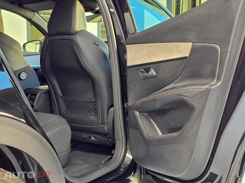 Peugeot 3008 1.6 Hybrid GT Pack e-EAT8