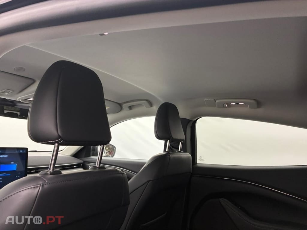 Ford Mustang Mach-E Standard Range