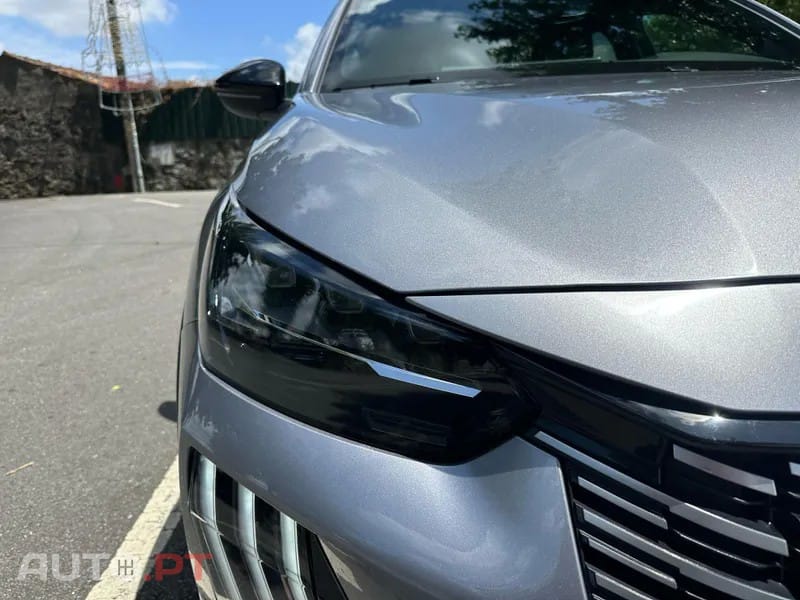 Peugeot E-208 50 kWh GT Pack