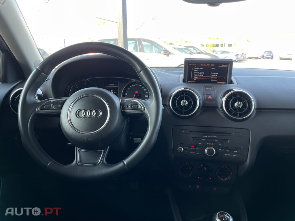 Audi A1 1.6 TDI S-line