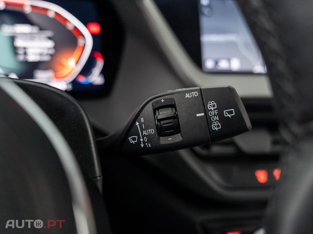 BMW 116 d Pack Desportivo M